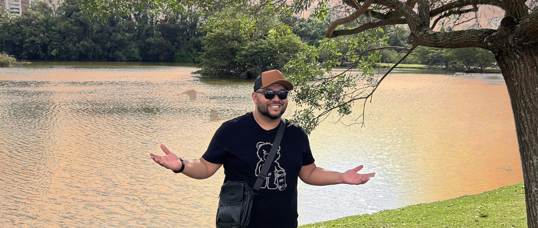 Influenciador Anderson Alexandre se Encanta com o Parque Centenário em Mogi: Um Refúgio de Paz e Natureza
